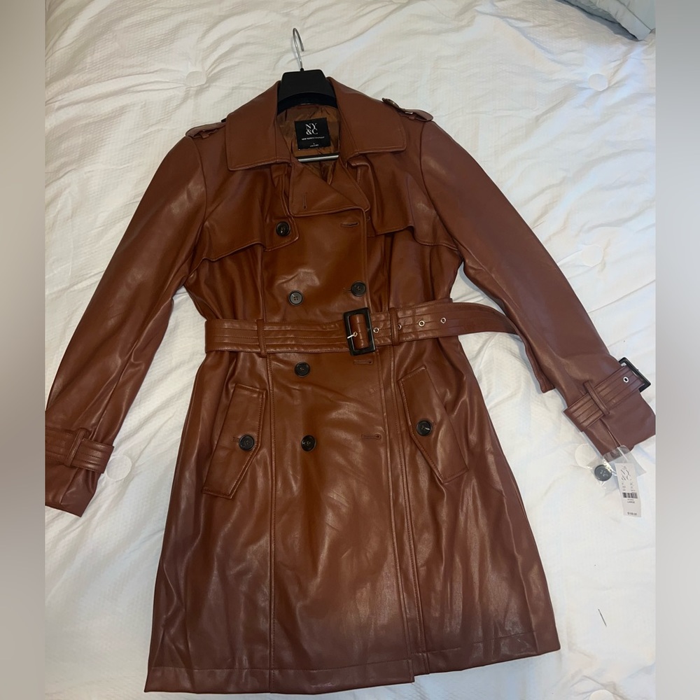 Jacket - Picture 2 of 5